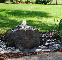 Diy Rock Waterfall Fountain : The 23 Best Outdoor Fountains For Your ...